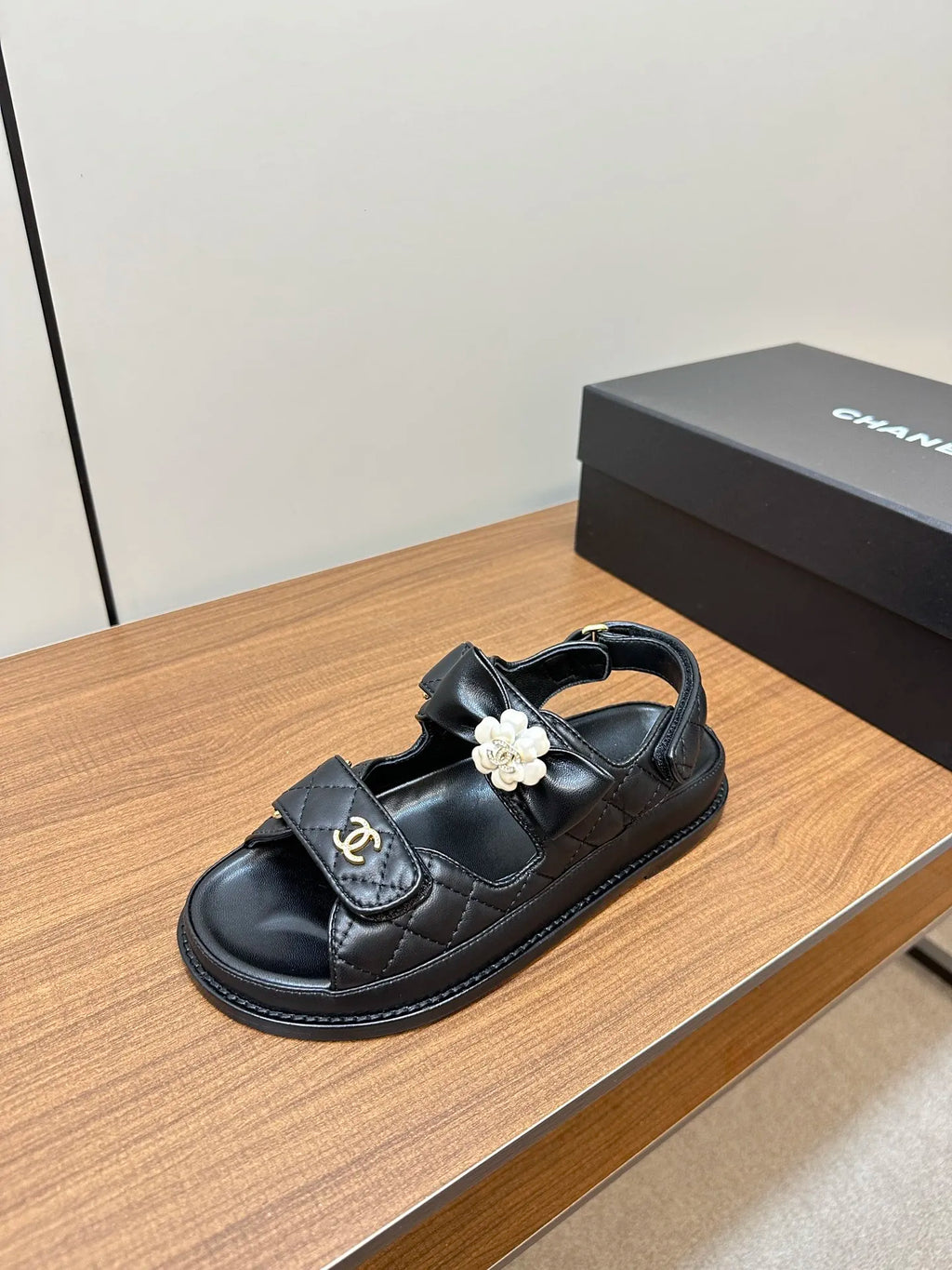Women Shoes R275568