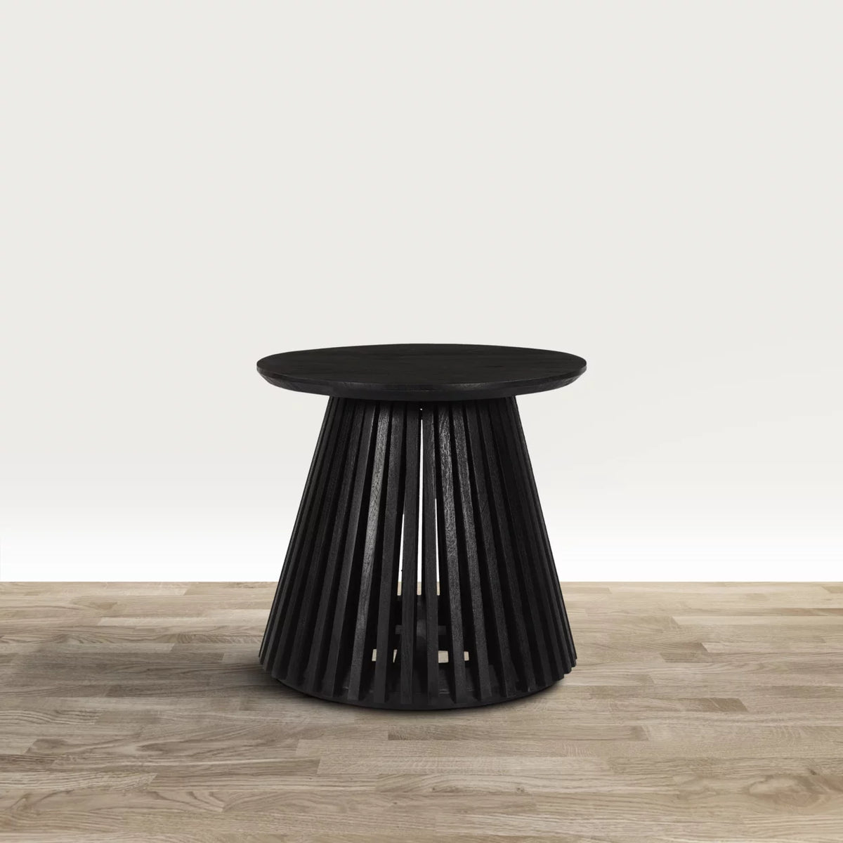 20 Inch Mango Wood Round Side Table X125084