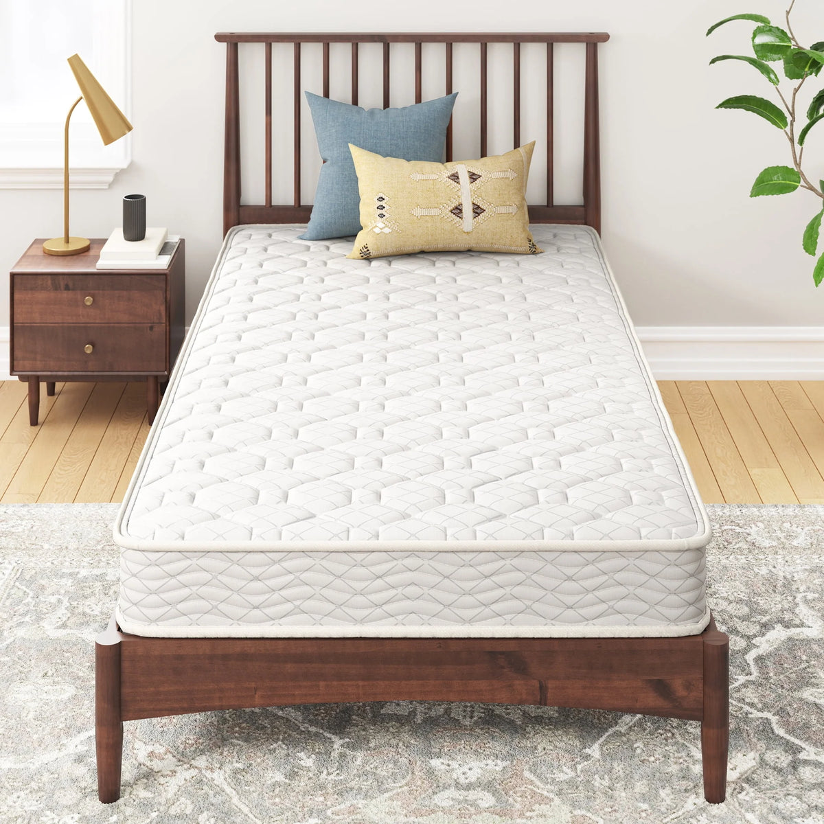 6 Innerspring Twin Mattress M782704