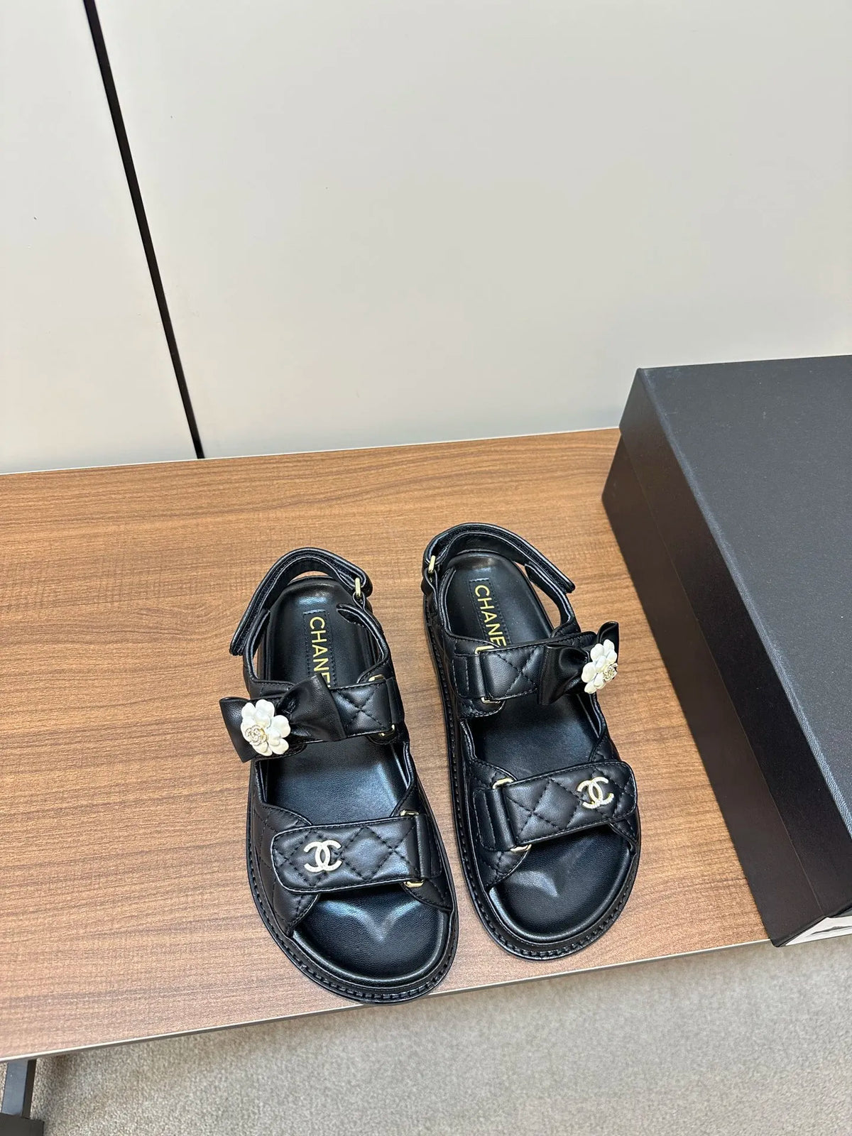 Women Shoes R275568