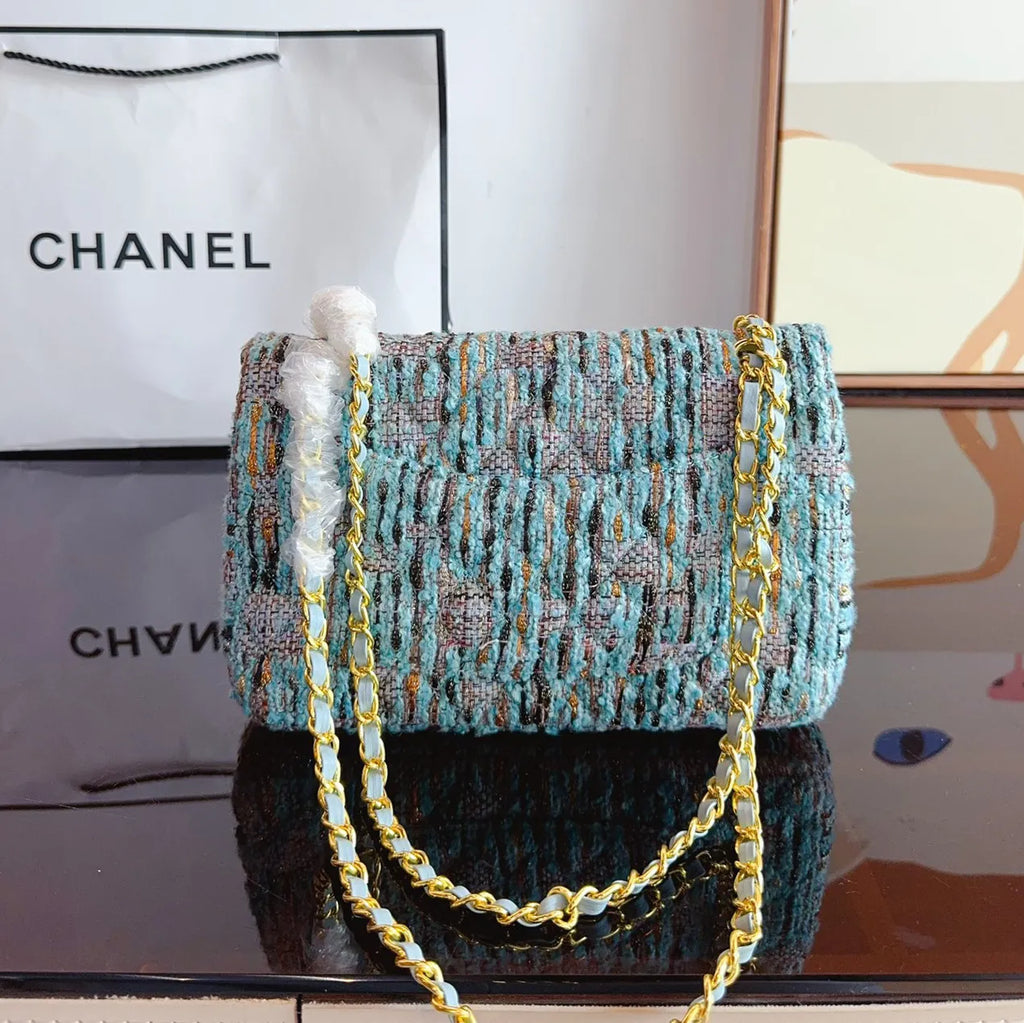 Mini Classic Handbag X3198