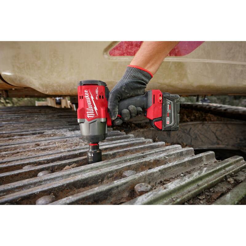 18V Lithium-Ion Brushless Cordless 1/2 in. Impact Wrench with Friction Ring Kit R28657