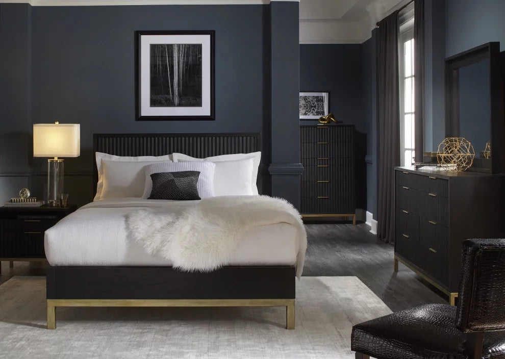 4 Piece King Bedroom Set with Nightstand X5217