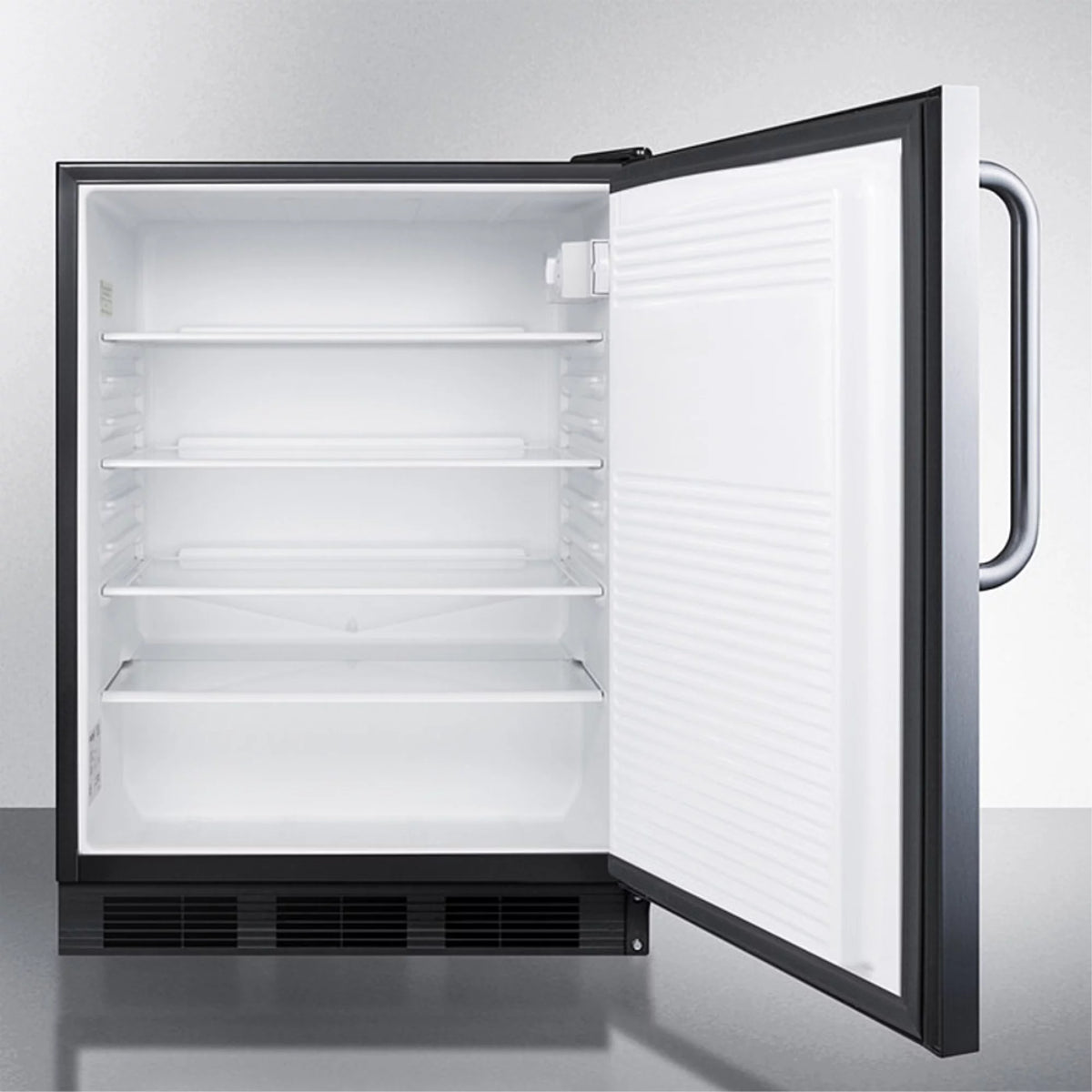 NSF Compliant Built-in Under-Counter Refrigerator M900
