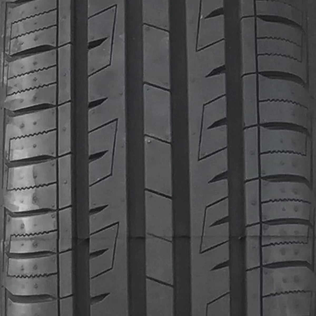 205/65R16 Tire Q18543