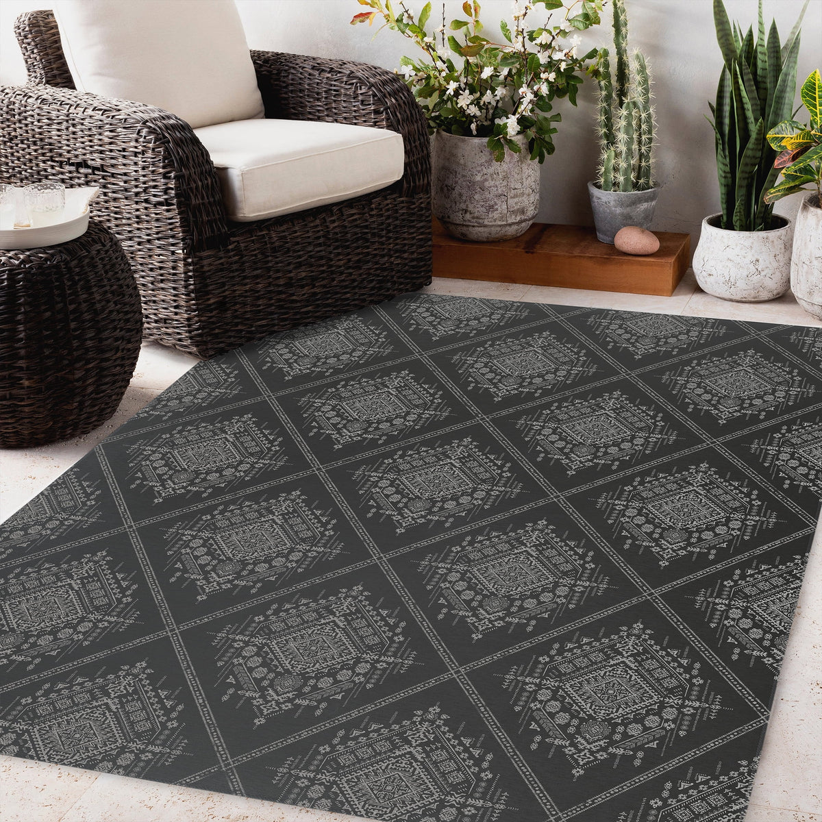 Charcoal Outdoor Rug O8278