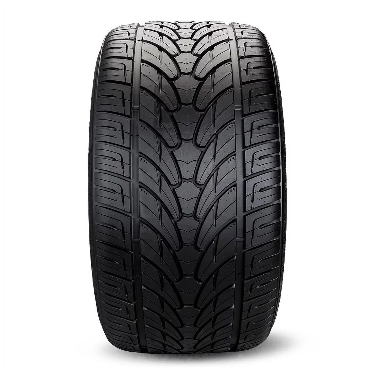 305/40R22 Tire M401033