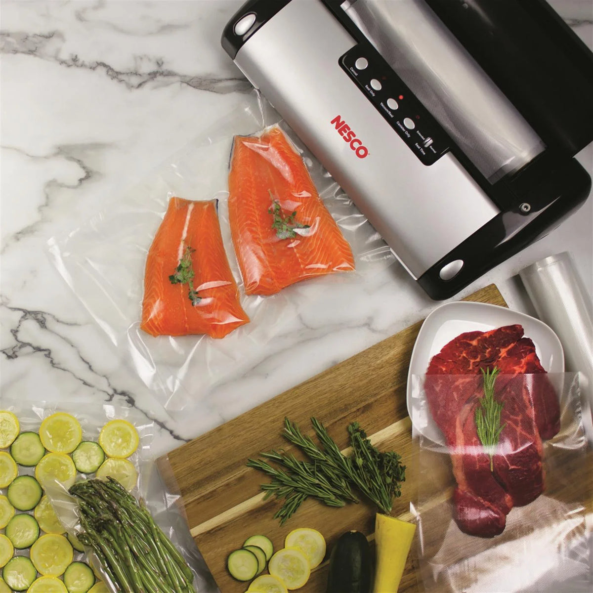 Vacuum Sealer with 4 Rolls U9687